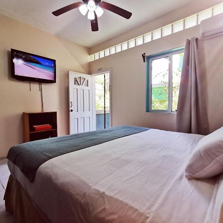 Belize Tropical Dream Villas Сан Педро Екстериор снимка